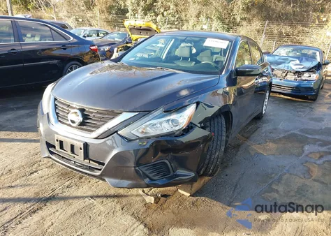 2018 Nissan Altima 2.5 S z USA, uszkodzony, nr VIN 1N4AL3AP0JC120508